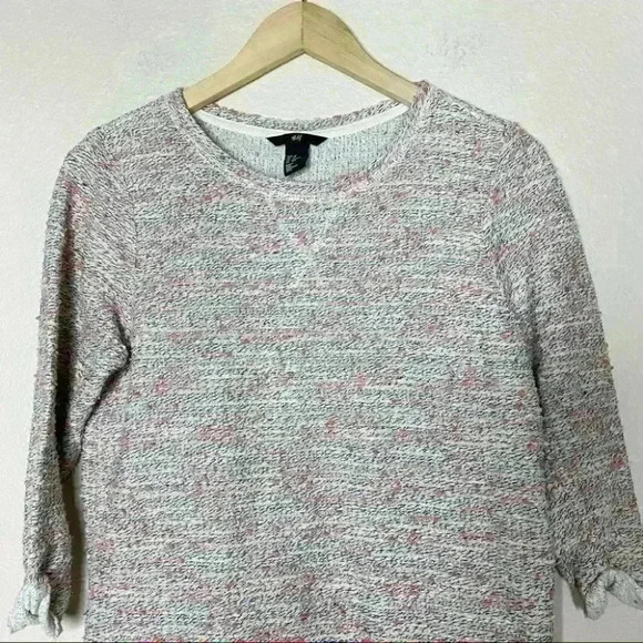 H&M Pink and White Sweater - Picture 5 of 6